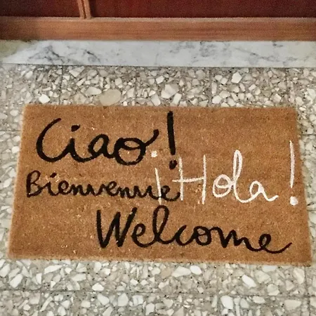 Apartment Casa Delfino - Centro Storico A Due Passi Dalla & Mare, Porto & Ferrovia