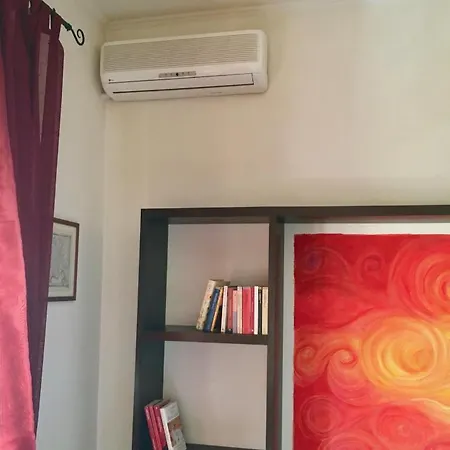 Apartment Casa Delfino - Centro Storico A Due Passi Dalla & Mare, Porto & Ferrovia Civitavecchia
